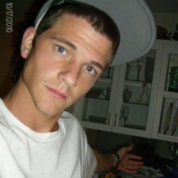 Meet your Posher, Dylan - Picture 1 of 1